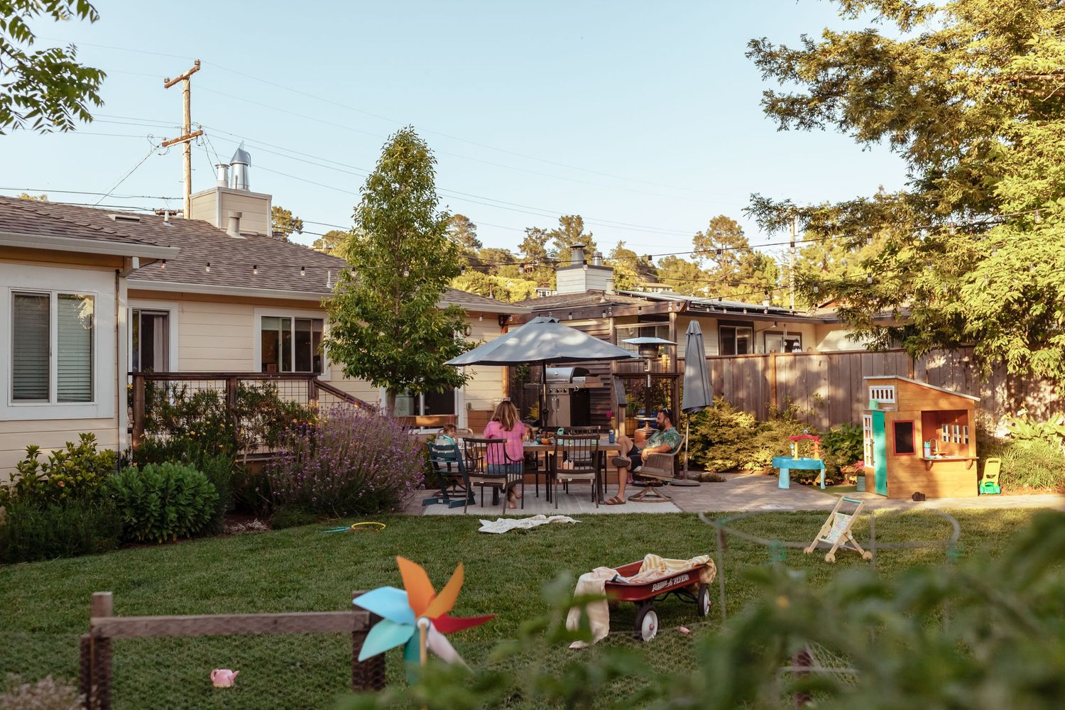 Photo from A summer Friday evening with Adrian, Ryan and their little ones.
